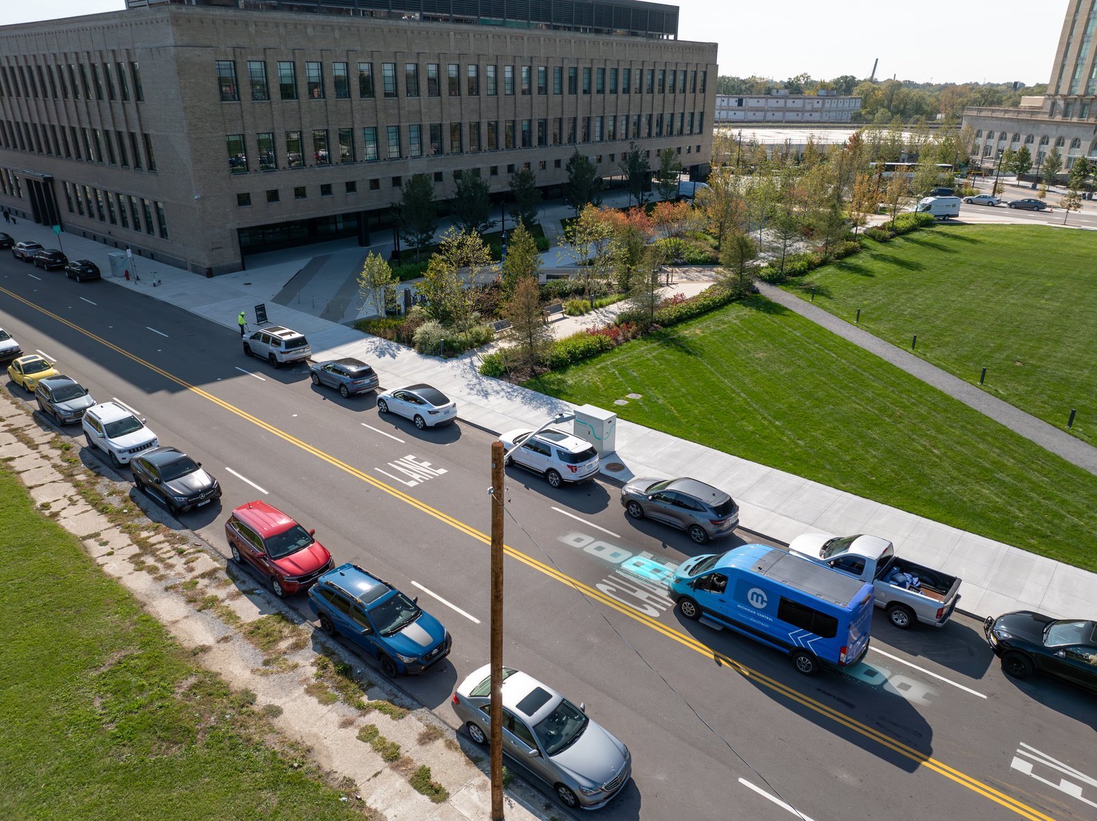 Michigan_nali_electreon_shuttle_mcs-30_1_18jul25