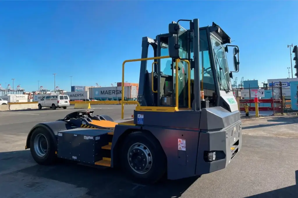 Big trucks, bigger charge: The rapid rise of wireless EV charging 3