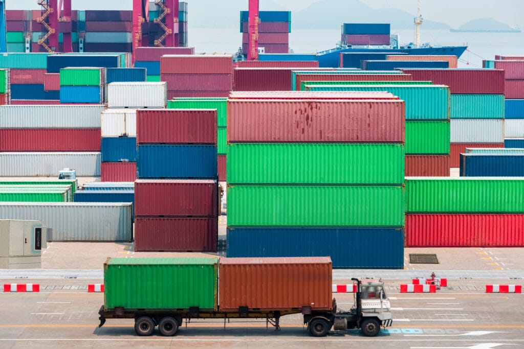 The complete guide to wireless EV charging at ports 1