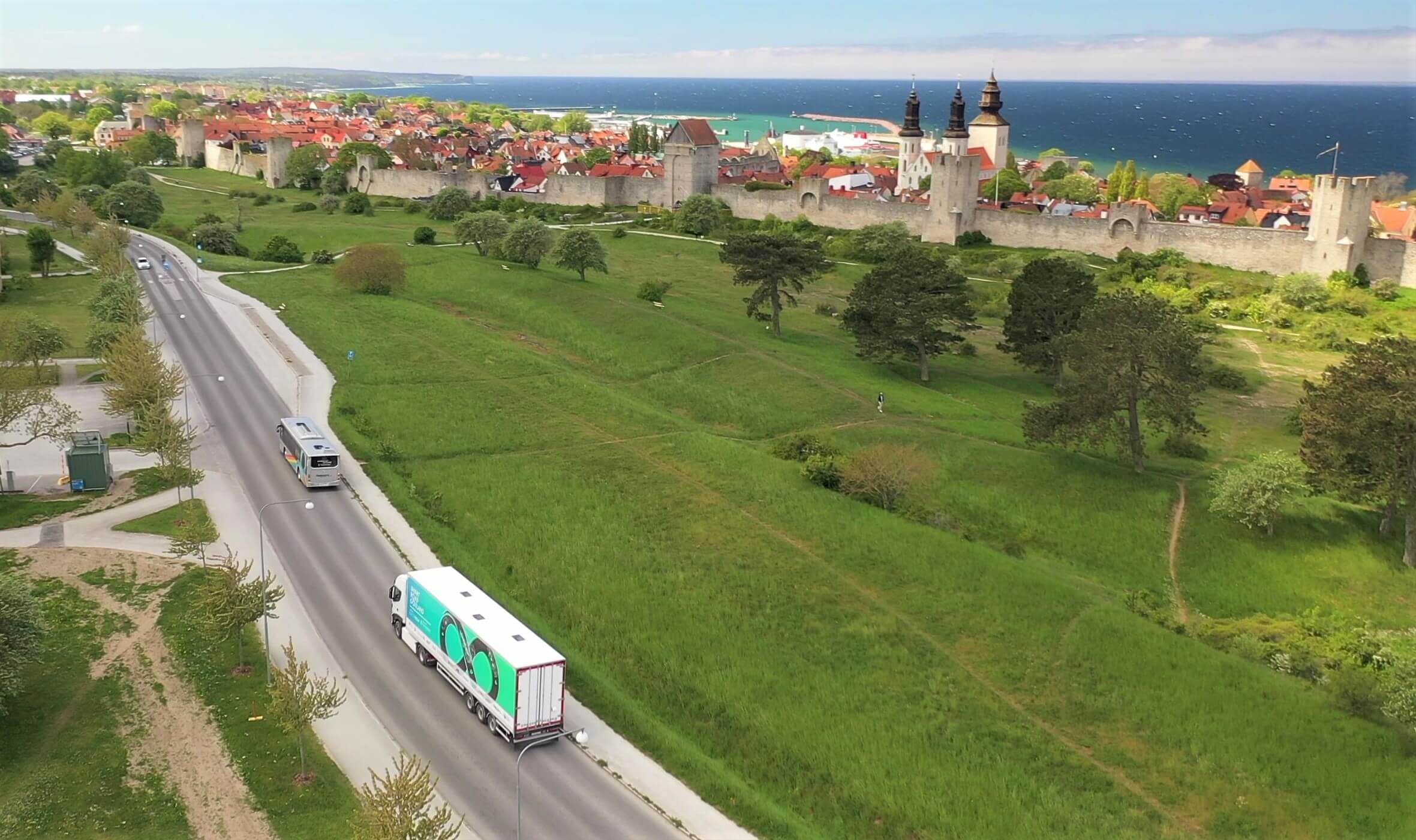 Gotland, Sweden - Electreon ERS powers bus and truck 